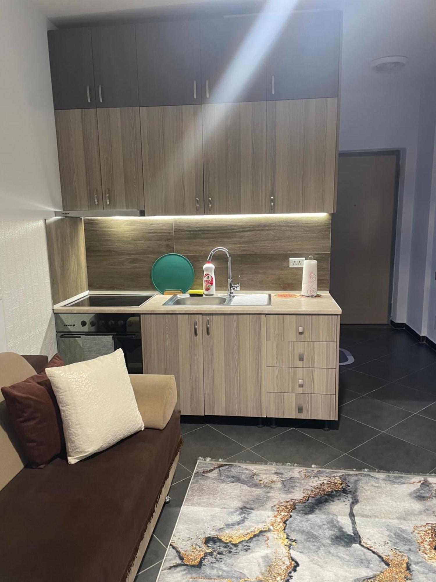 Apartment Barden Вльора Екстер'єр фото